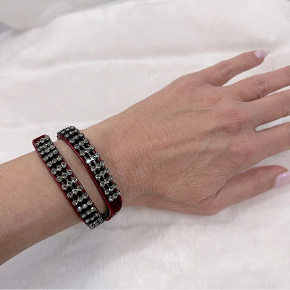 NWT Tory Burch CRYSTAL EMBELLISHED DOUBLE-WRAP VELVET BRACELET-- Imperial Garnet - Picture 7 of 11